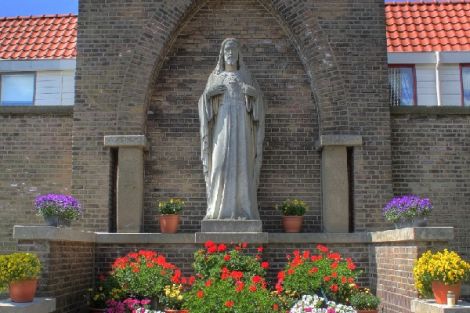 Hoogfeest van het Heilig Hart van Jezus in St. Adrianus kerk te Naaldwijk