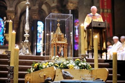 Start rondgang reliek heilige Bernadette in Nederland