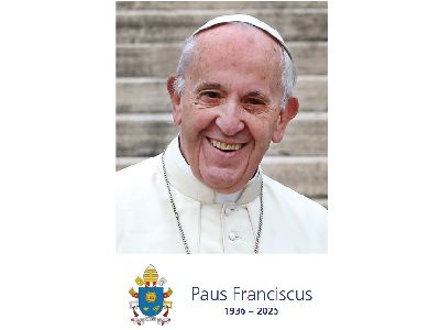 Gedachtenisprentje paus Franciscus nu ook als download beschikbaar