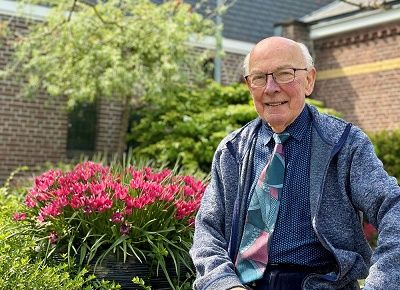 Alphons van Well viert 60-jarig priesterschap