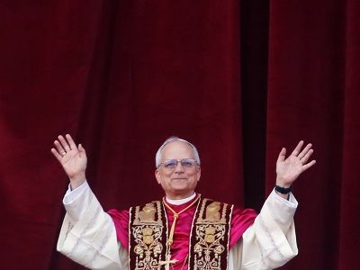 Kardinaal Robert Francis Prevost gekozen tot nieuwe paus! Wie is kardinaal Prevost, nu paus Leo XIV?